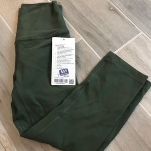 🚫SOLD🚫Lululemon align crop